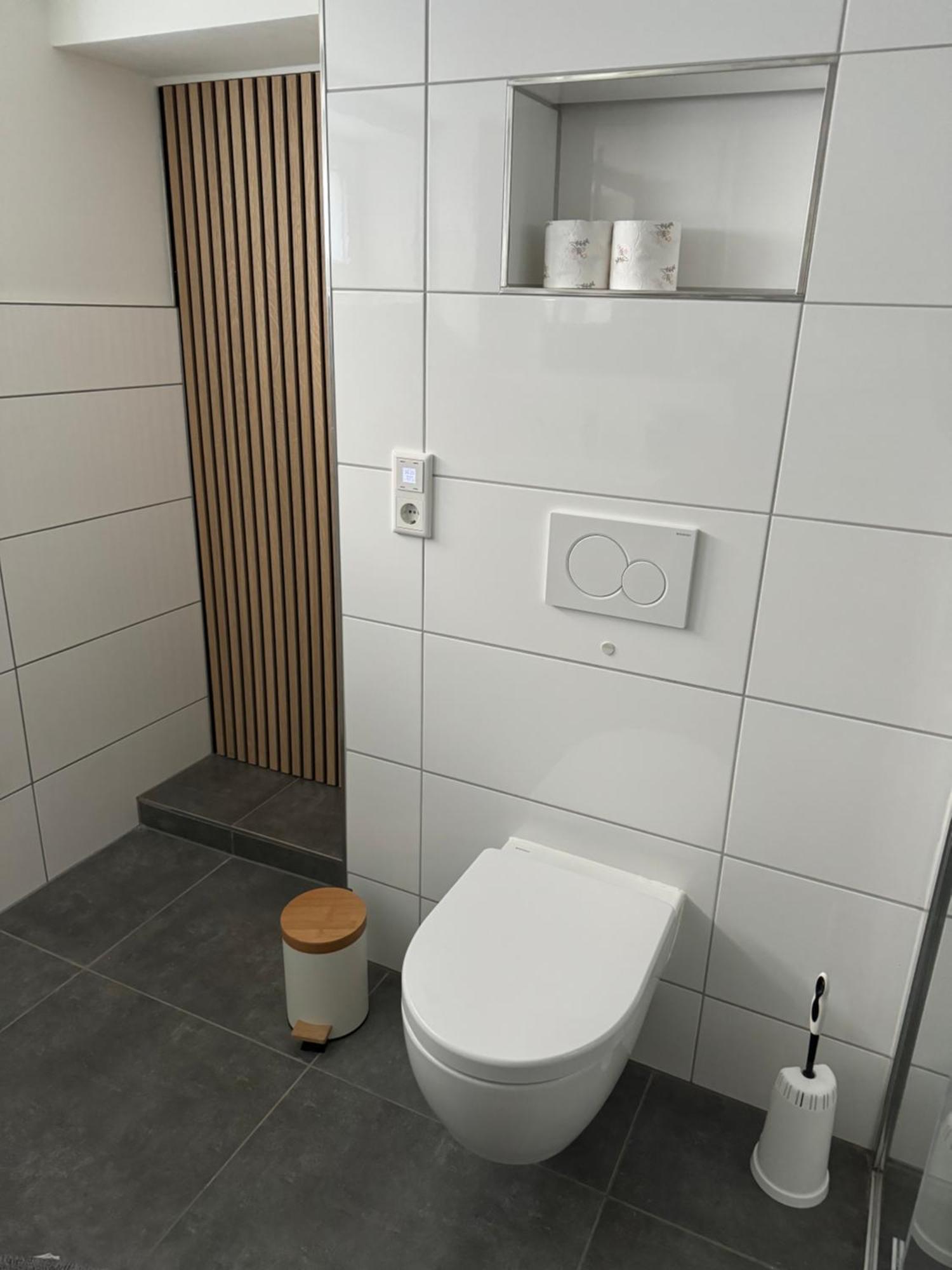 Modernes Apartment, Ruhige Lage, Stadtnah 켈하임  외부 사진